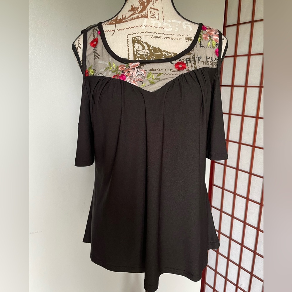 NWT Ultra Flirt Women's Shirt, Size XL